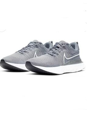 Nike Men’s React Infinity Run Flyknit 2